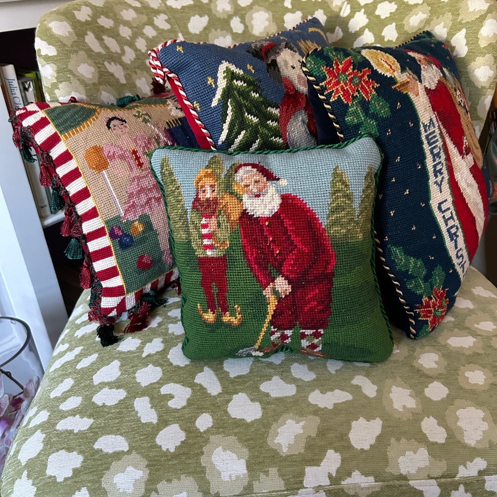 4 - Christmas pillows,needle point front velvet backs,perfect condition